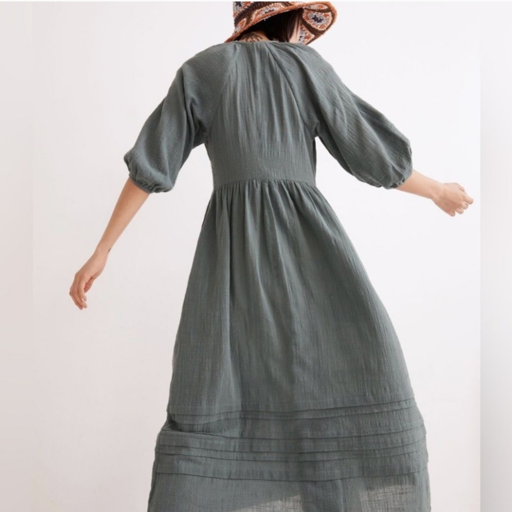 Madewell Green Sundress with Raglan Short Sleeves and V-Neck